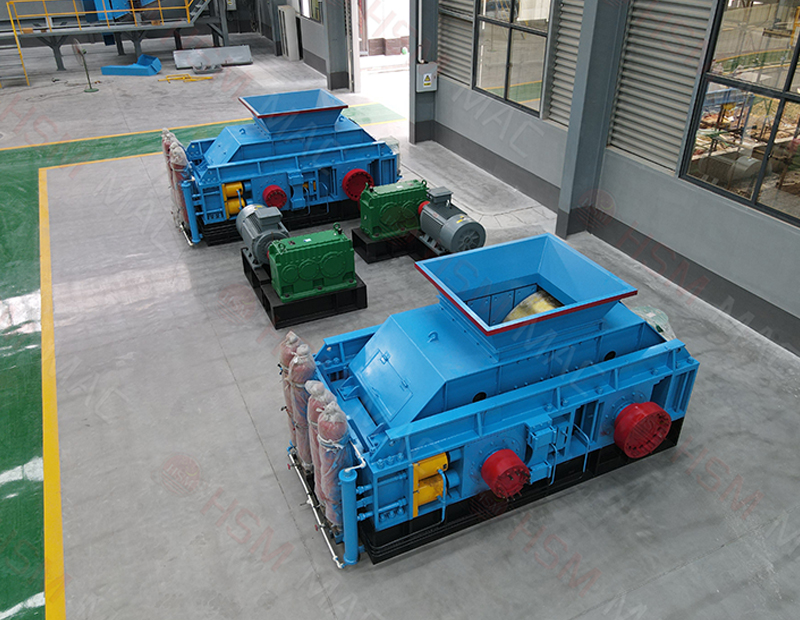 鵝卵石破碎機(jī)_小型鵝卵石破碎機(jī),大型鵝卵石破碎機(jī),鵝卵石破碎機(jī)價(jià)格